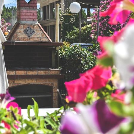 Artemis Hotel Apartments 케라모티 외부 사진